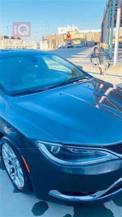 Chrysler 200